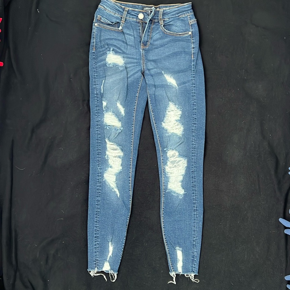 Blue Age Denim Collection Size 5 Distressed Skinny Jeans (dark wash)